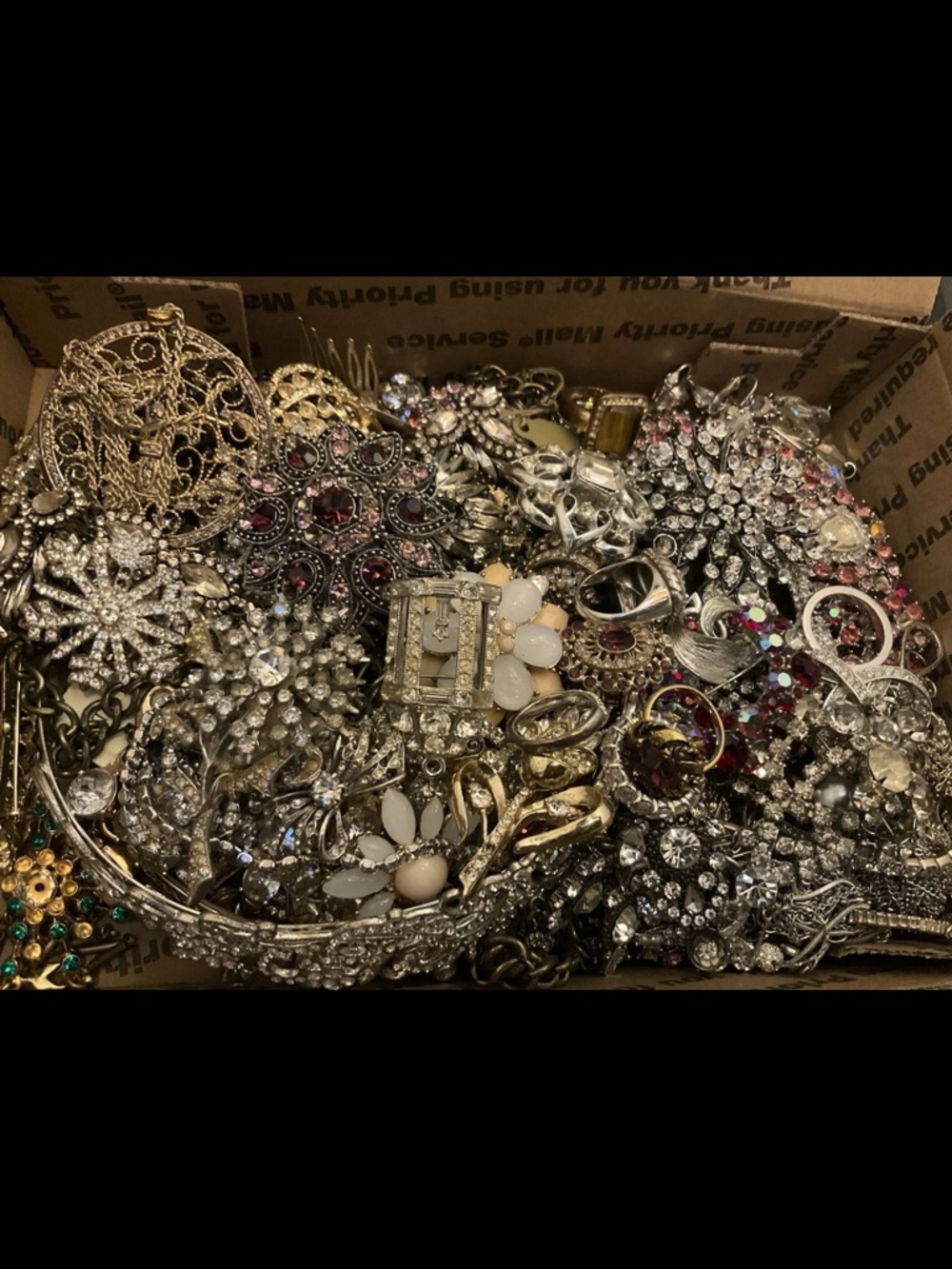 1 LB ALL WEARABLE JEWELRY LOT | Ready to Wear | Vintage to Modern Mix - Picture 5 of 10